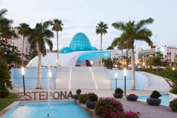 Loving Mediterranean Home Estepona Bagian luar foto